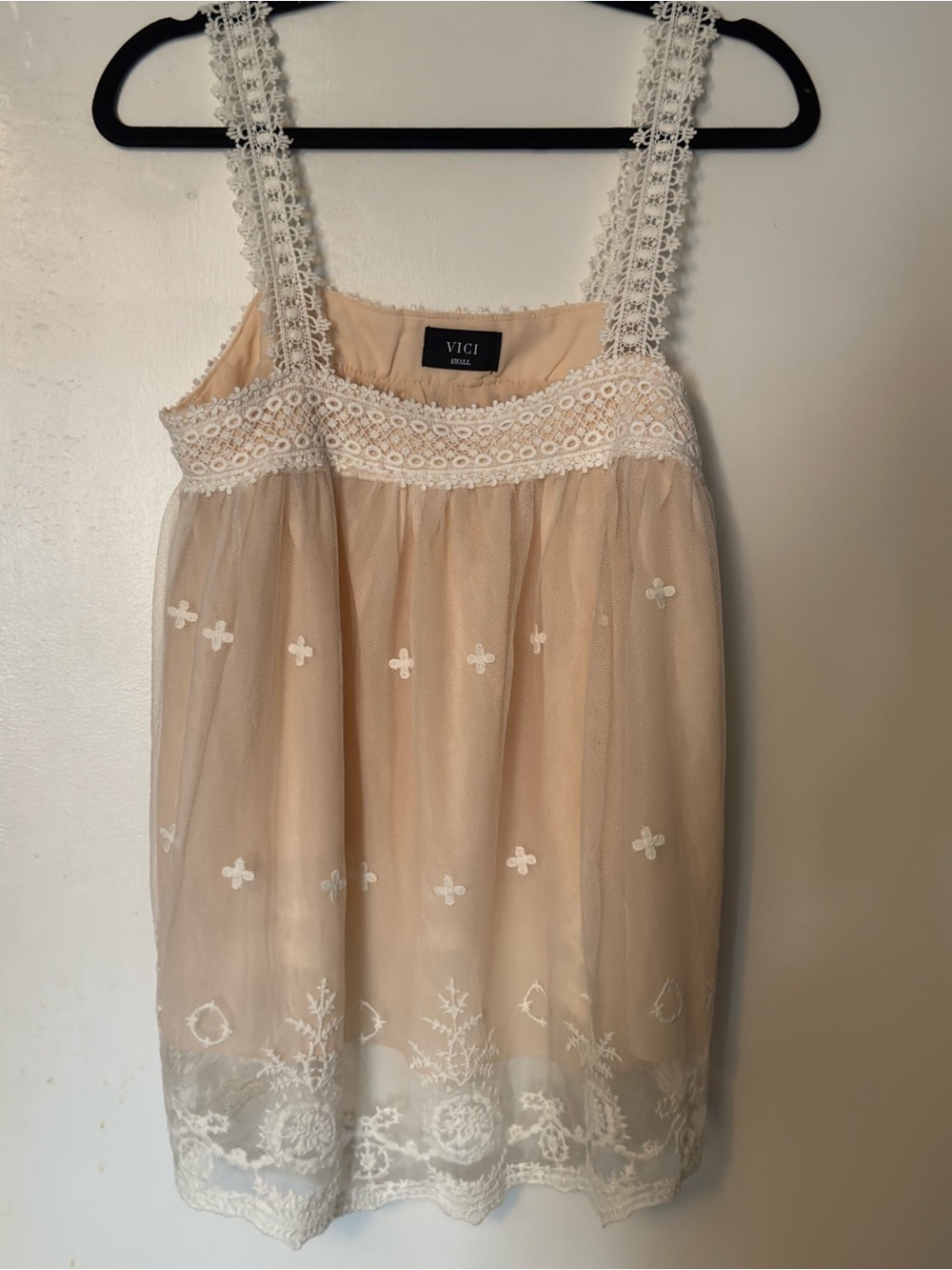 Vici Kids Cream Lace-Trim Embroidered Camisole